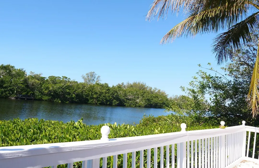 Siesta Key Bungalows-1