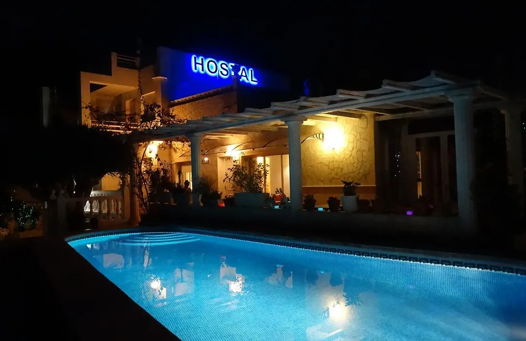 Hostal Residencial La Paloma-1