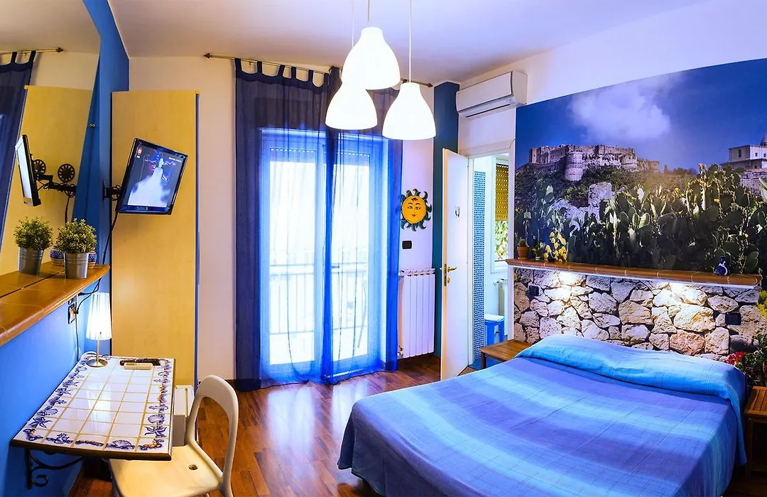 Solaris B&B-1