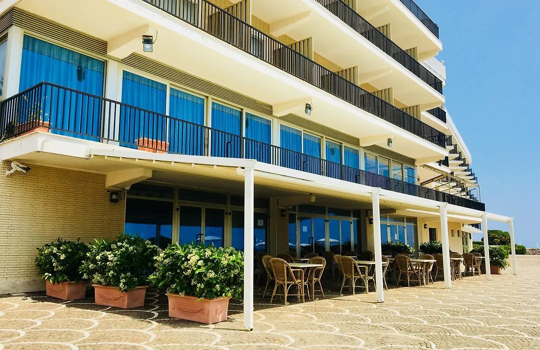 Grand Hotel L'Approdo-1