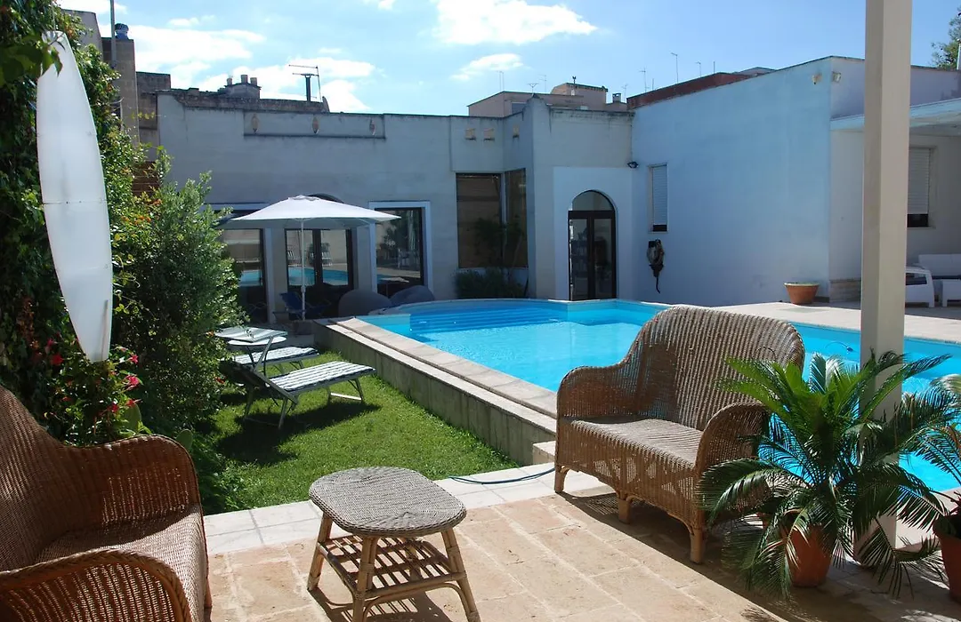 Relais Delle Ceramiche Hotel-1