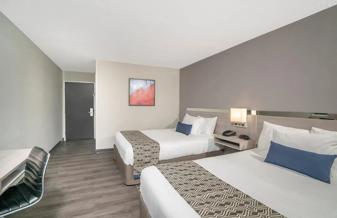 Microtel Inn & Suites By Wyndham Nashville-1
