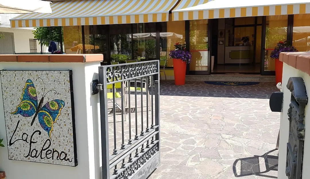Hotel La Falena-1