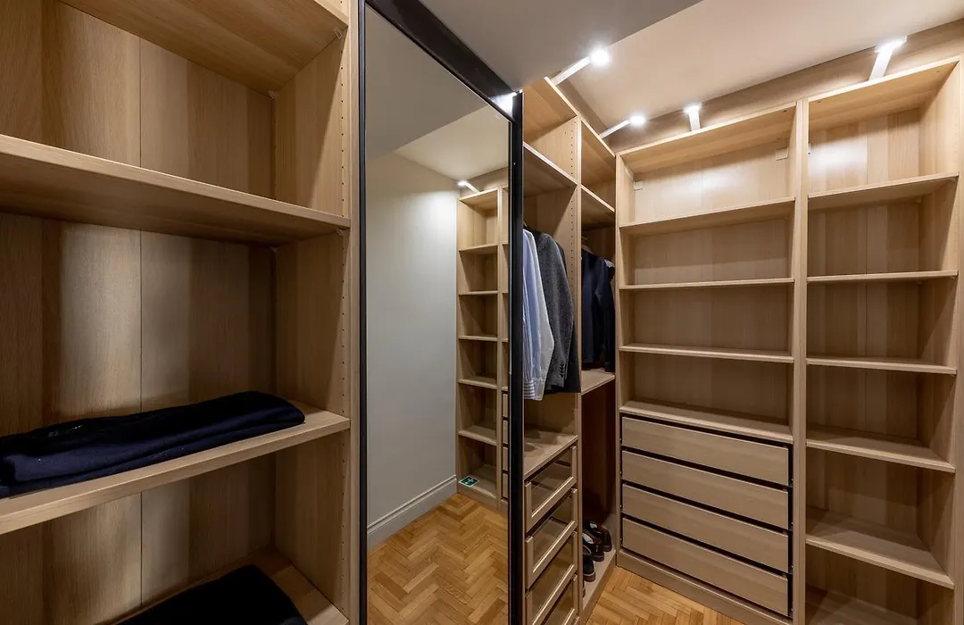Blue Inn Luxury Suites-1