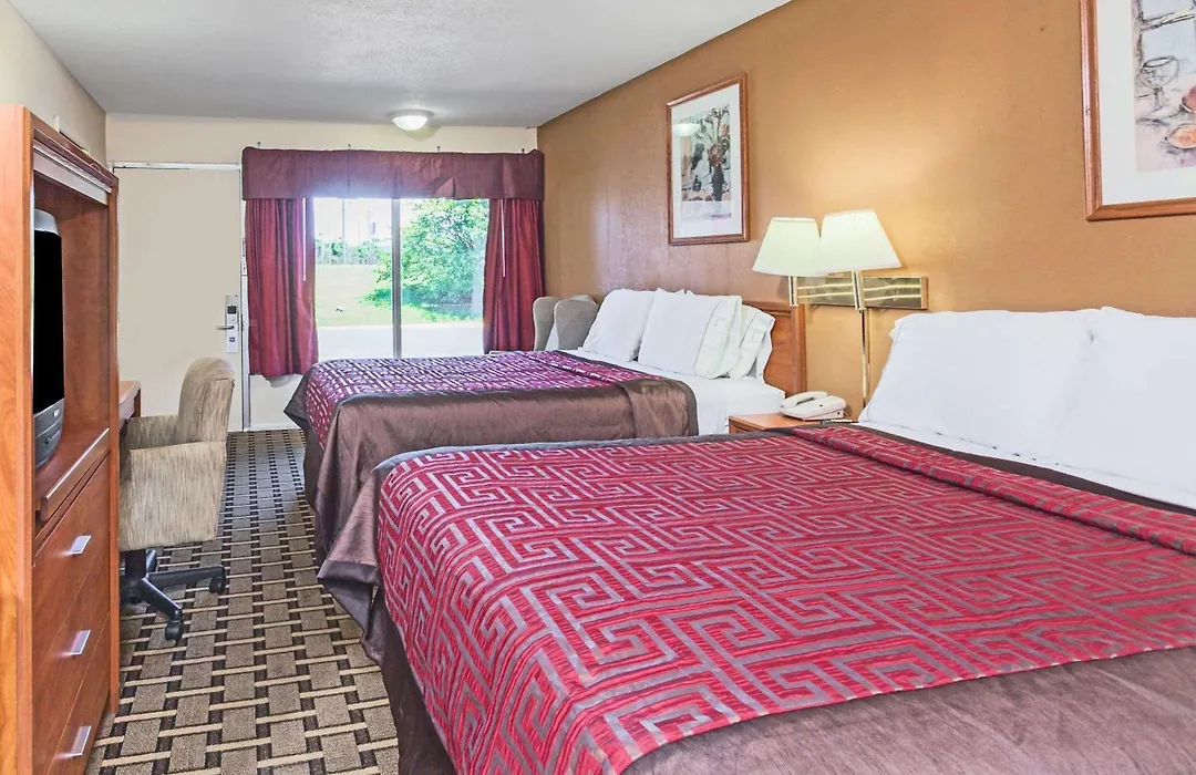 Knights Inn Murfreesboro-1