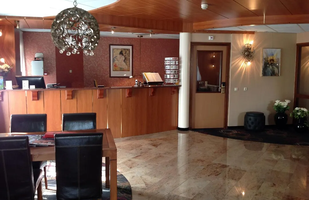 Suydersee Hotel-1