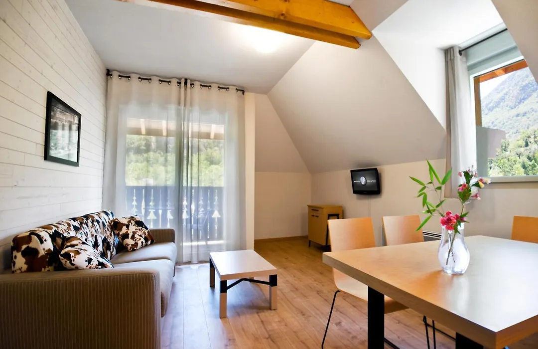 Lagrange Vacances Les Chalets D'Ax-1