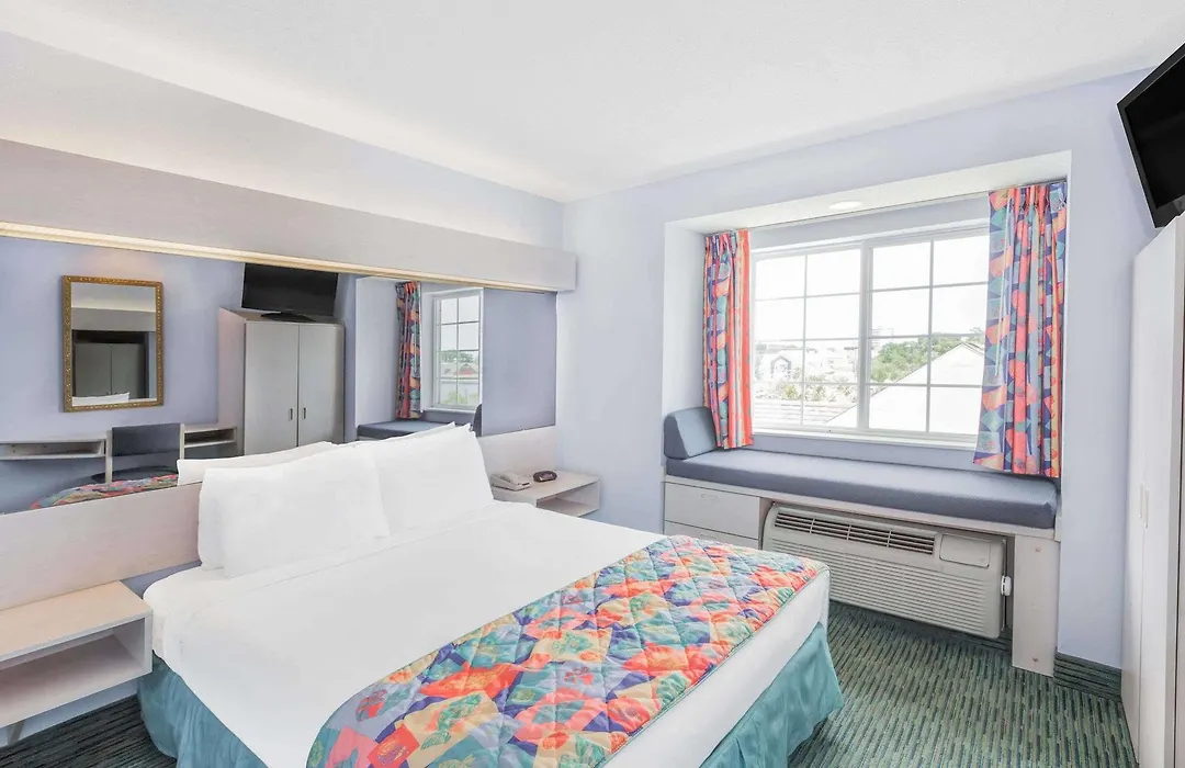 Microtel Inn & Suites By Wyndham Carolina Beach-1