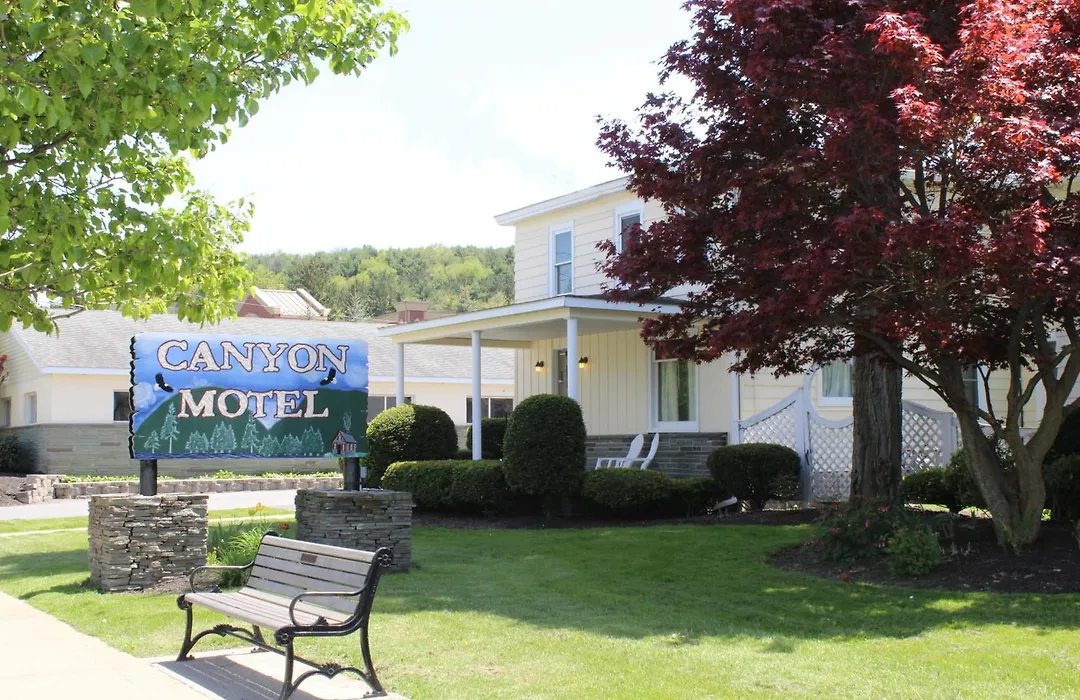 Canyon Motel-1