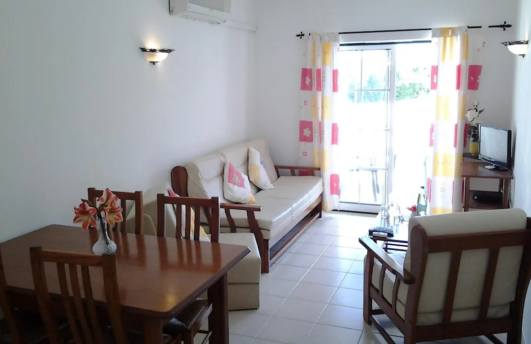 Apartamentos Solar Veiguinha-1