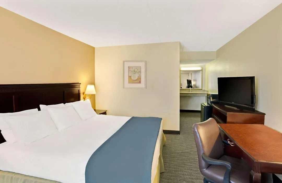 Days Inn By Wyndham Silver Spring-1