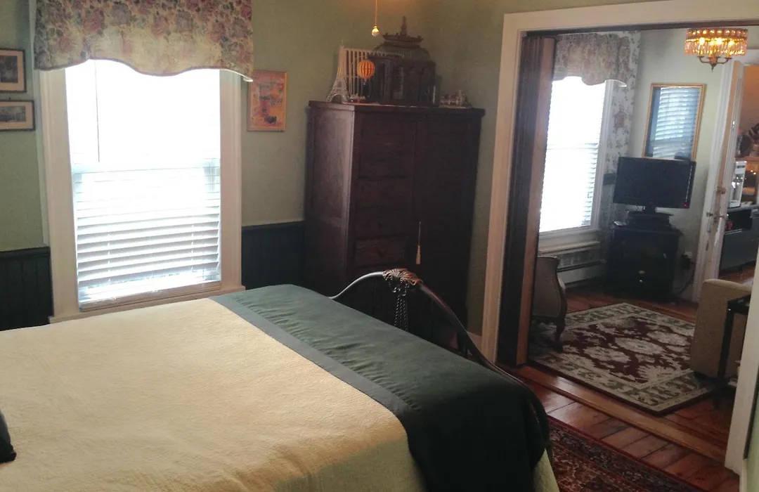 The Stirling House Waterfront Inn Greenport-1