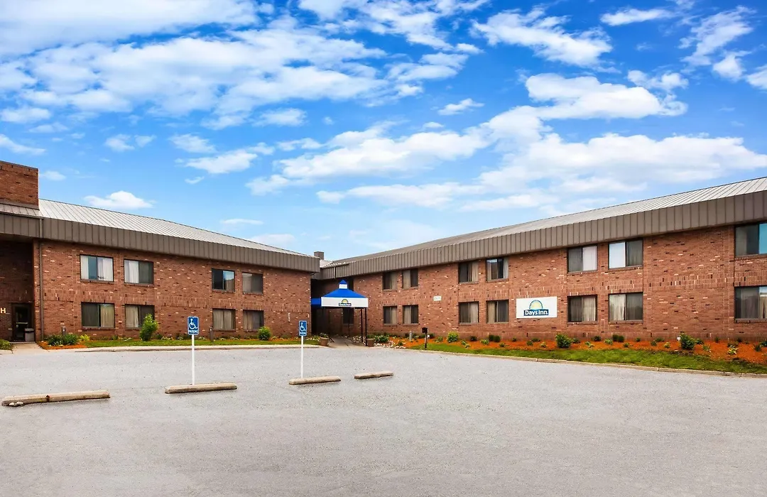Days Inn By Wyndham Midland-1