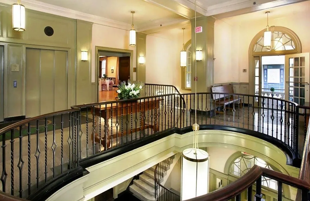 Hotel 140-1