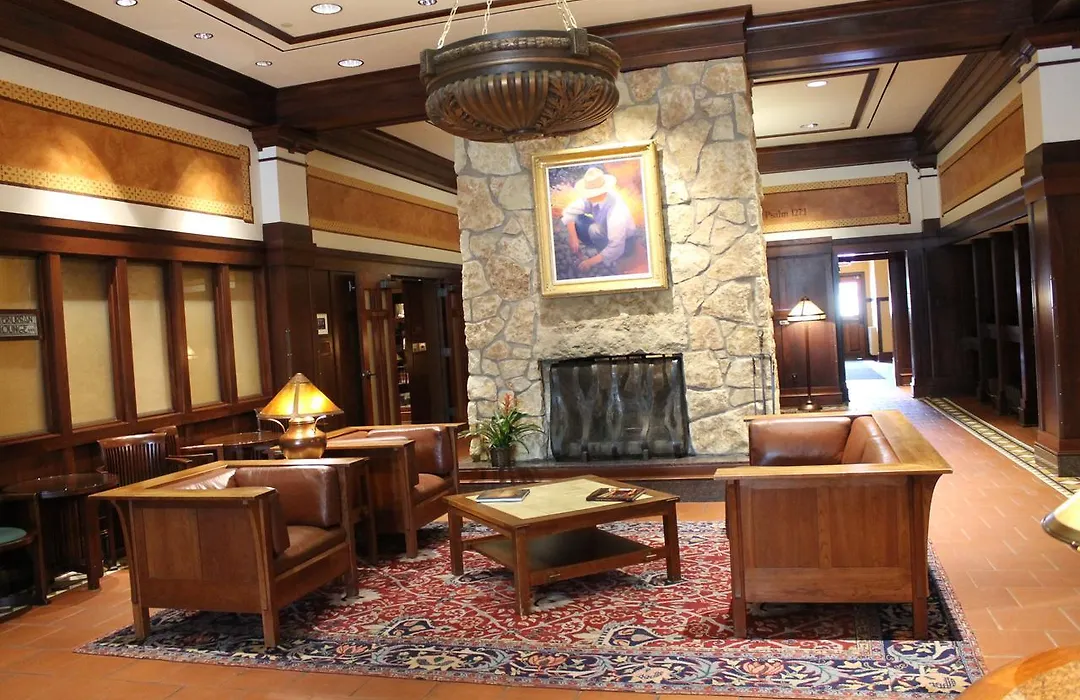 Hotel Pattee-1