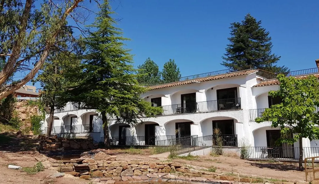 Hostal La Guineu-1