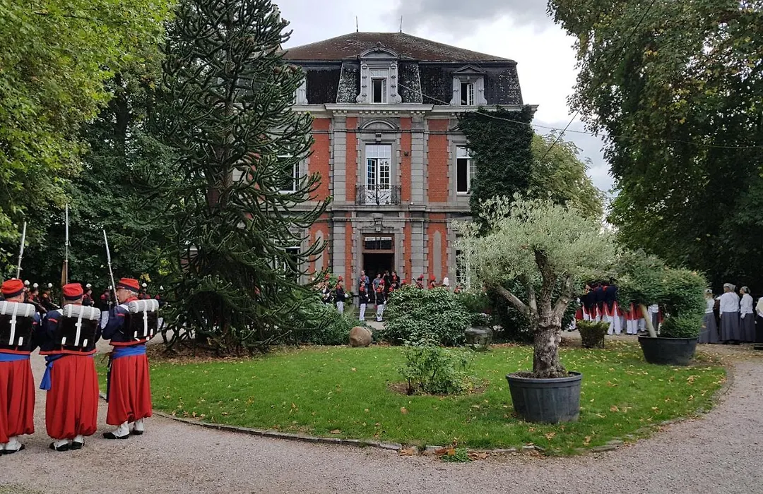 Chateau Lambert Moulinsart Hotel, Shuttle Airport, Long Term Parking, Snooker, Large Terrasse, Dinner, Breakfast-1