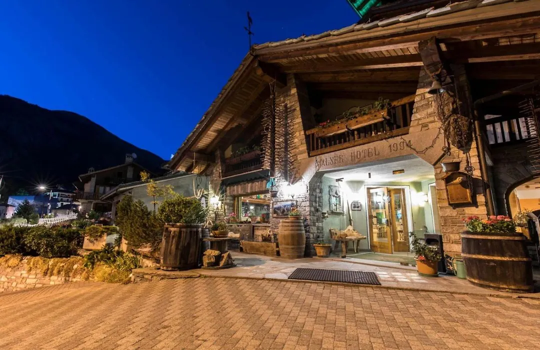 Hotel Walser Courmayeur-1