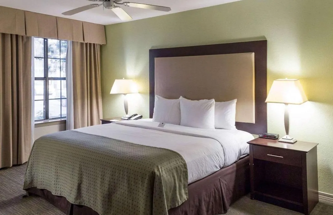 Clarion Inn & Suites Conference Center-1