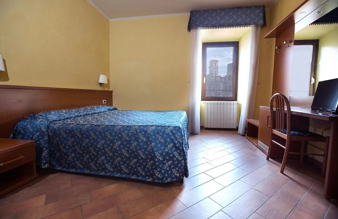 Albergo Dei Leoni-1