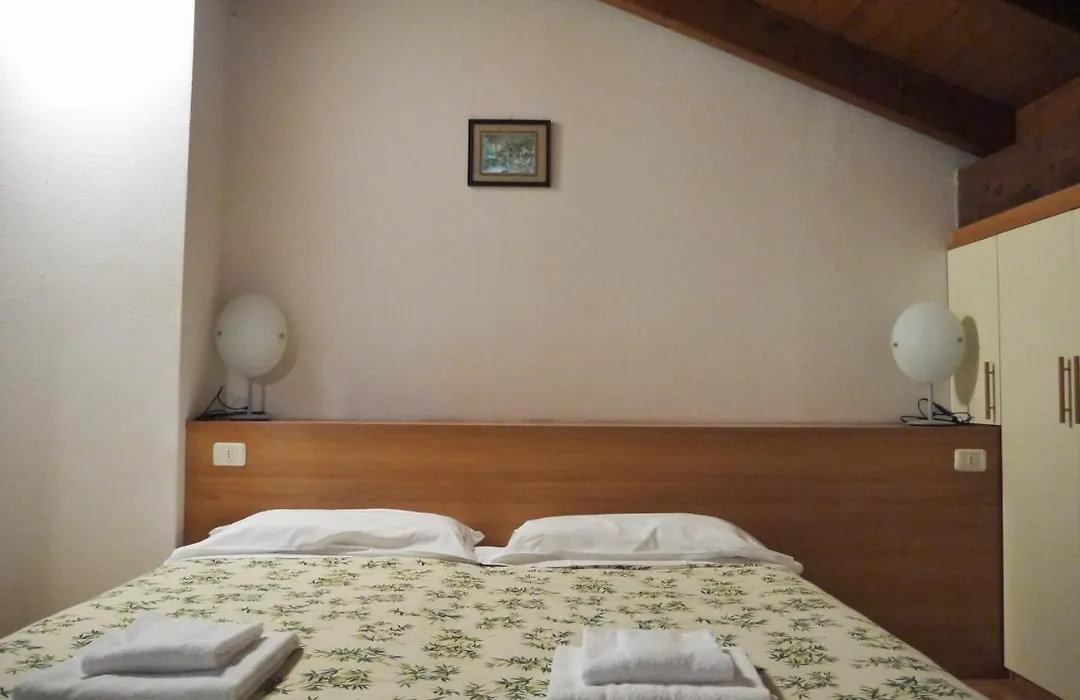 Hotel Oasi-1