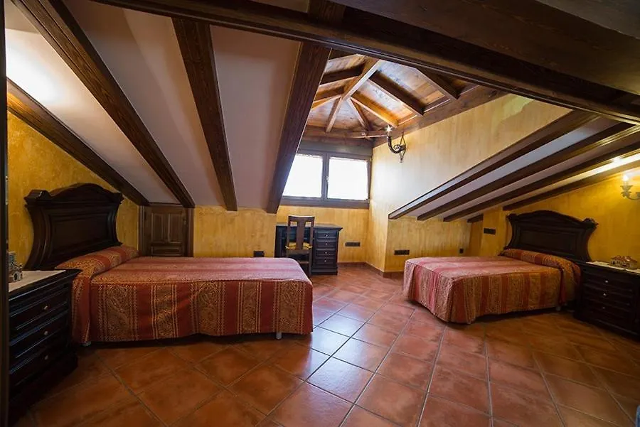 Hostal Rural Los Telares-1