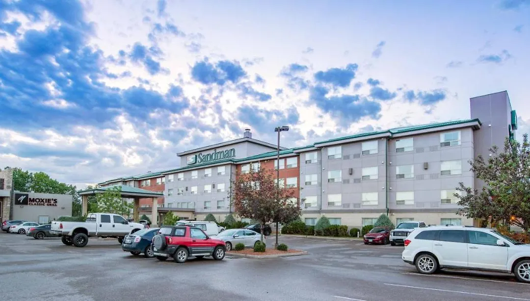 Sandman Hotel & Suites Regina-1