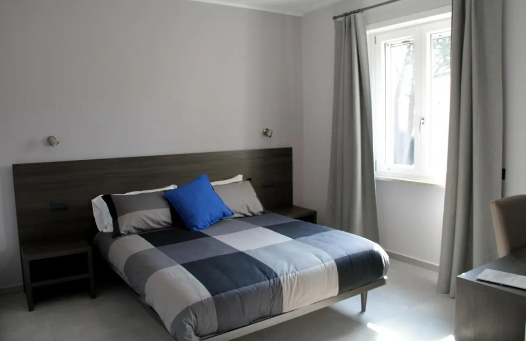 EasyRoom Frosinone - Casello Autostradale-1