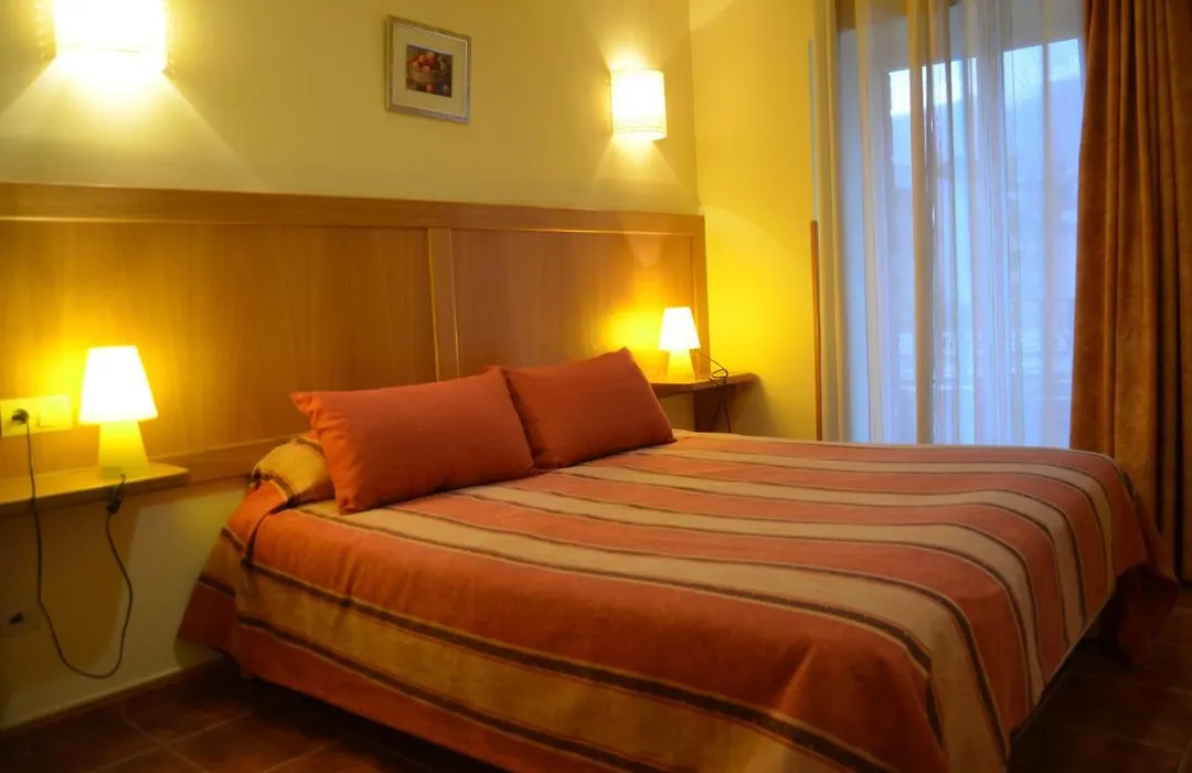 Apartaments Llempo-1