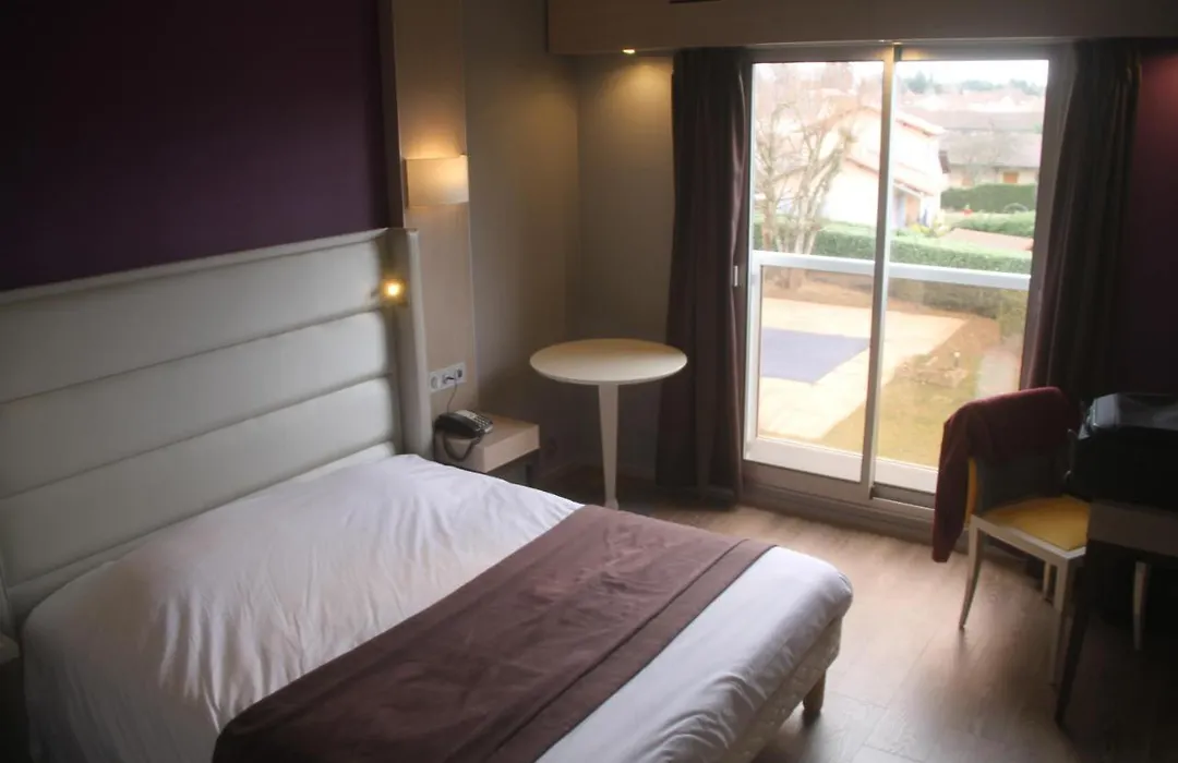 Hôtel Kyriad Bourg En Bresse-1