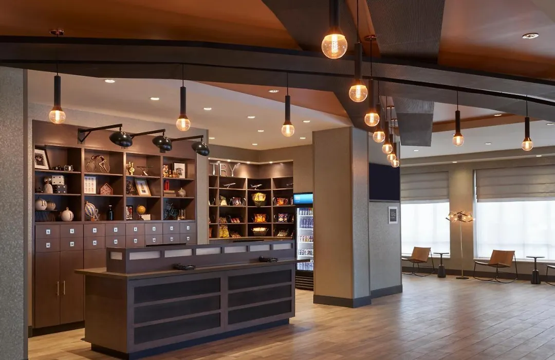 Four Points By Sheraton Toronto Airport East-1