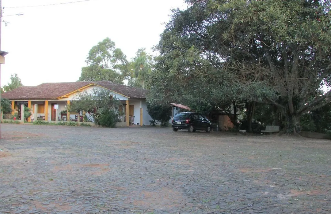 Pousada Longe Vista-1