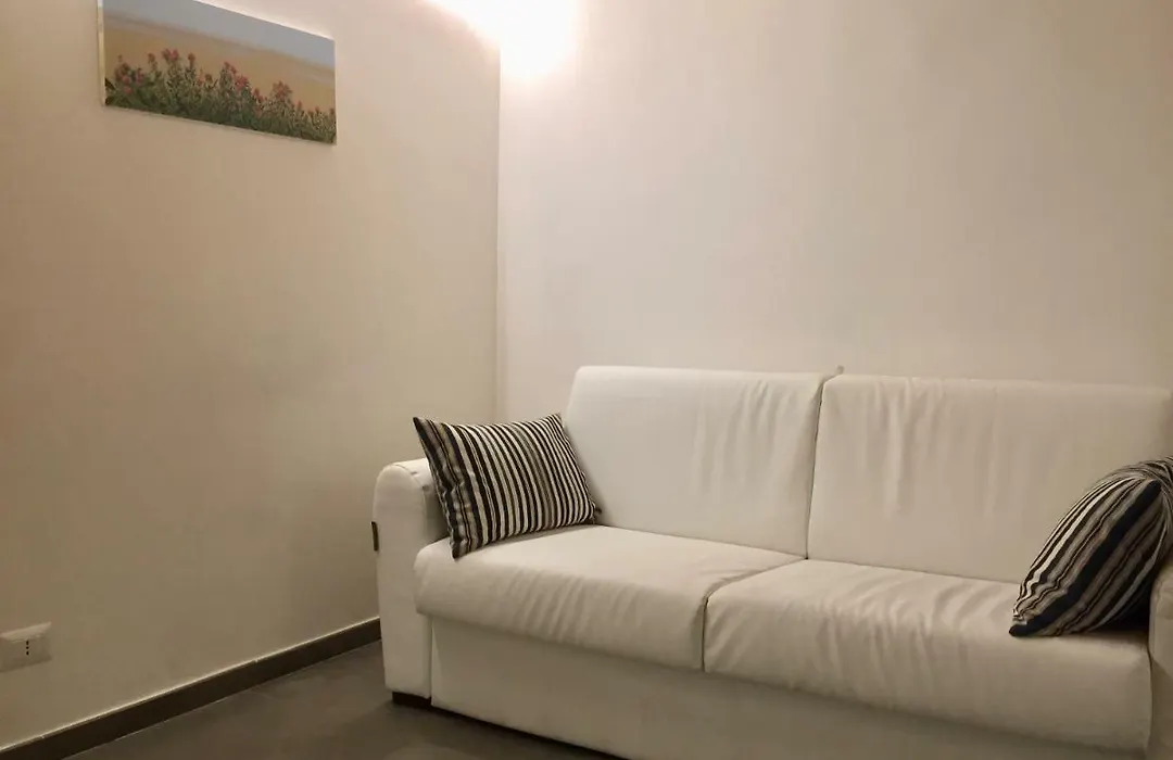Il Viaggiatore Via Indipendenza 2-1