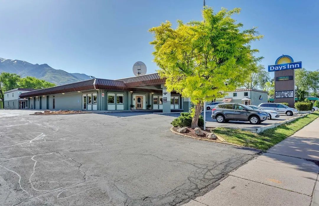 Days Inn By Wyndham Ogden-1