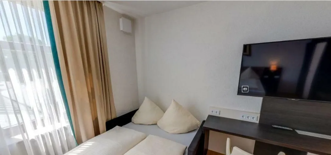Alpina Home-1