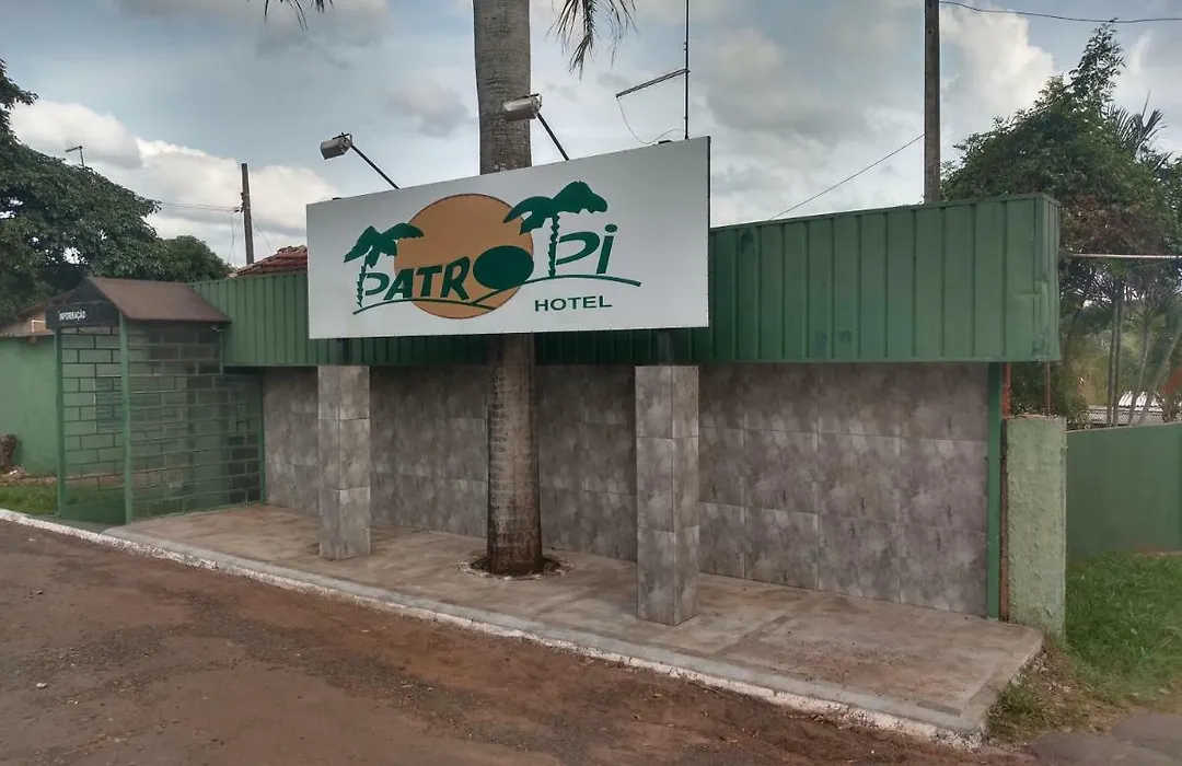 Hotel Patropi-1