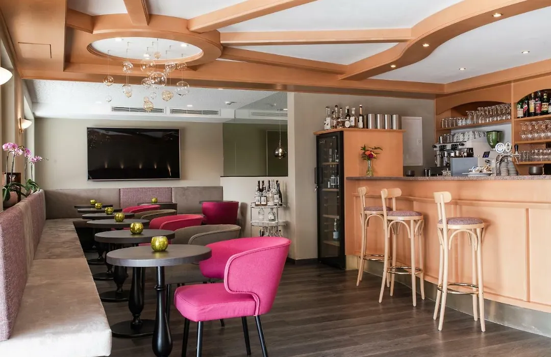 Oliven-&Genusshotel Hirzer-1