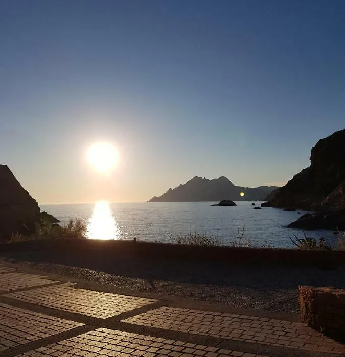 Le monte rosso-1