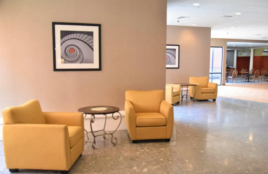 Ramada By Wyndham Wentzville-1