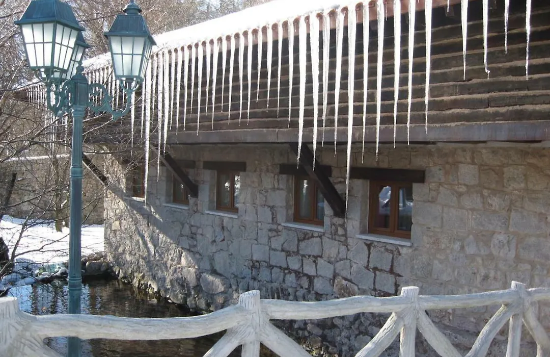 Hotel Rural Los Frutales-1