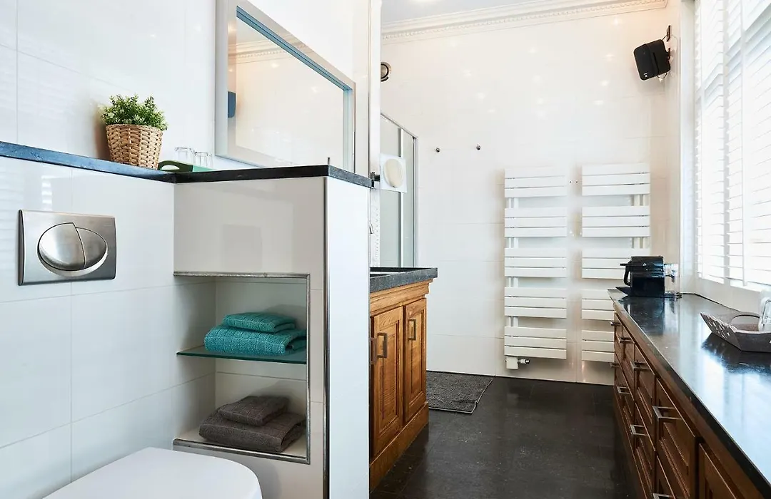 Guesthouse Villa Emmen-1