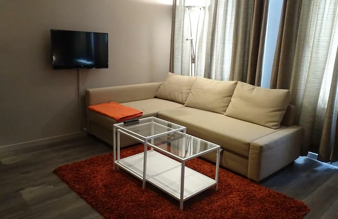 Suite 11-1