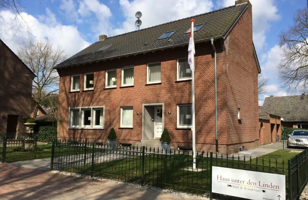 Bed&Breakfast Haus unter den Linden-1