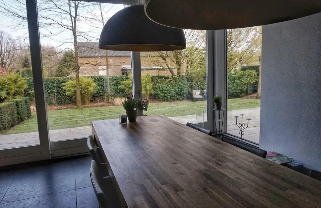 Bed&Wellness Boxtel, luxe kamer met airco en eigen badkamer-1