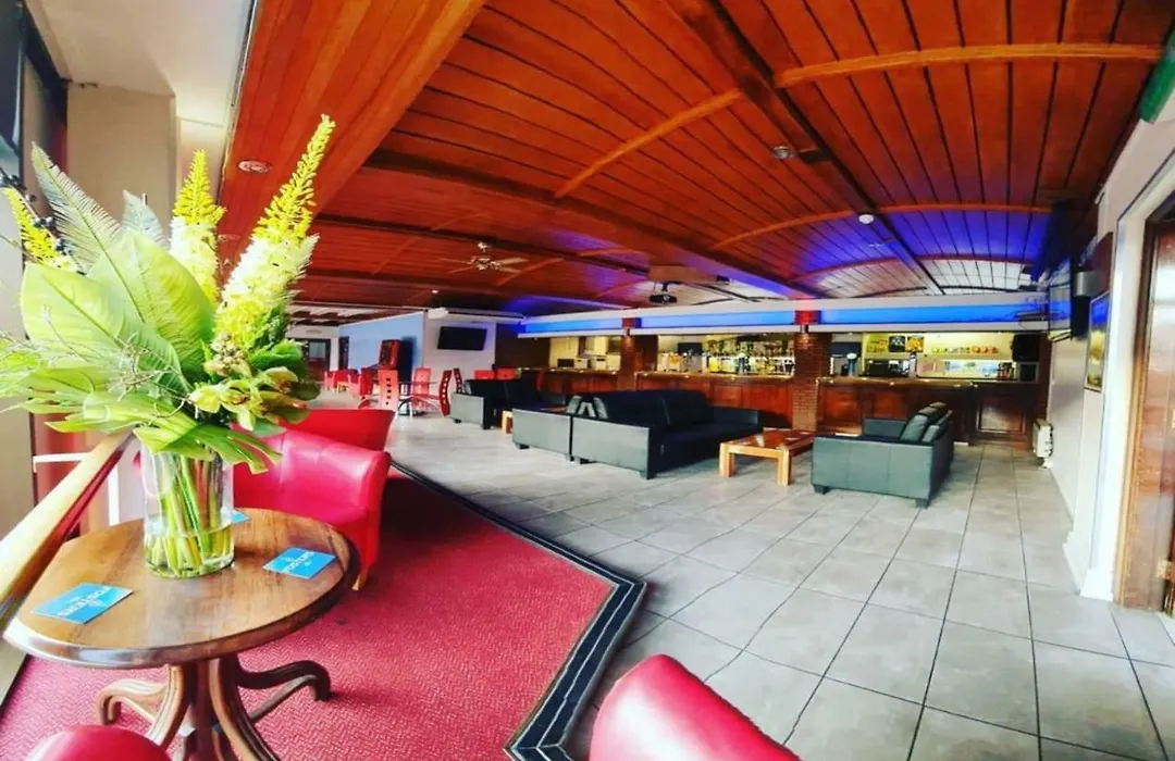 Gilson Hotel-1