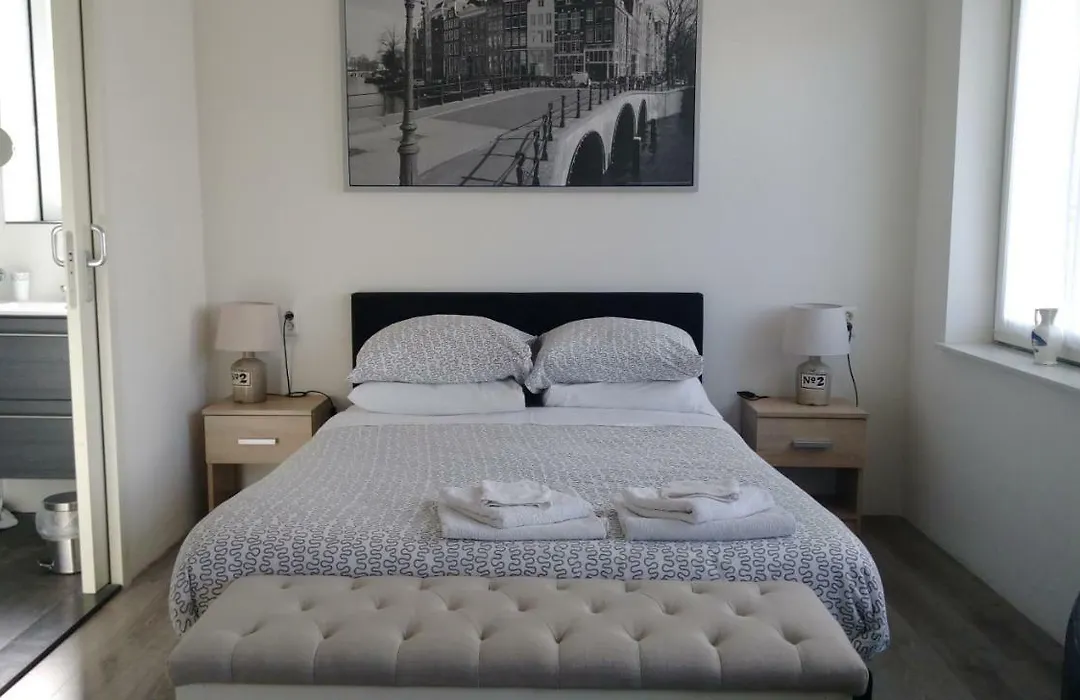 Bon Bed & Breakfast-1
