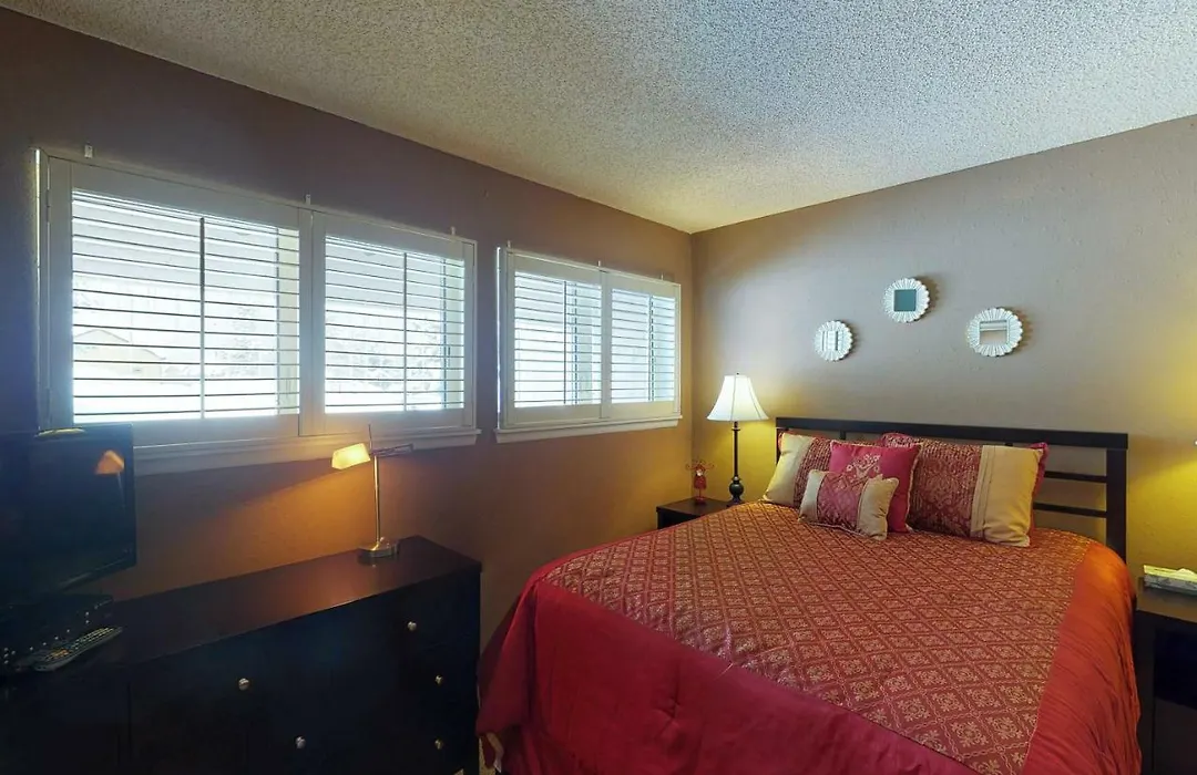 Pines 4013-1