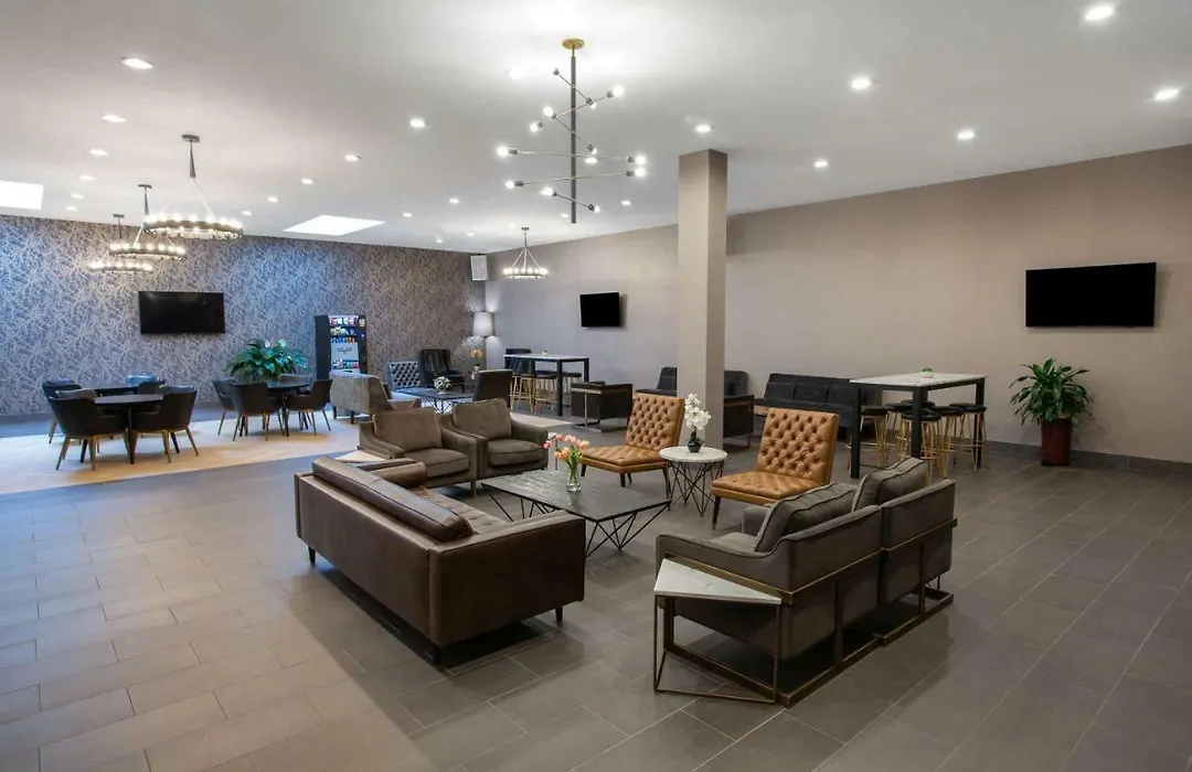 Microtel Inn By Wyndham Long Island City-1