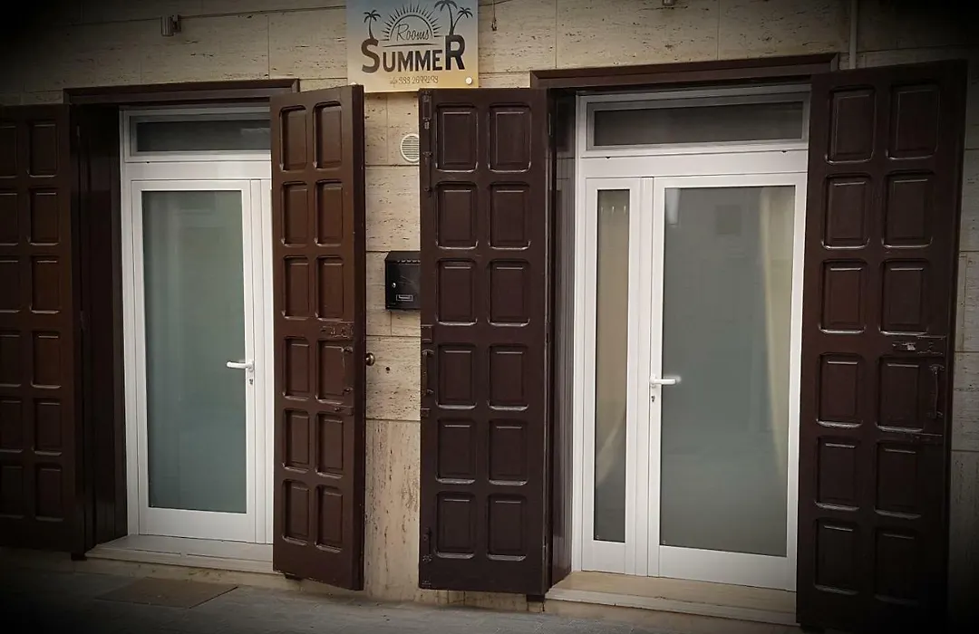 Summer Rooms-1