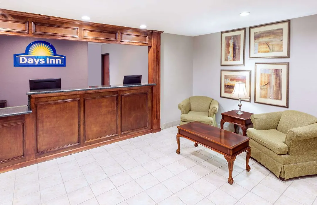 Days Inn By Wyndham Galliano La-1